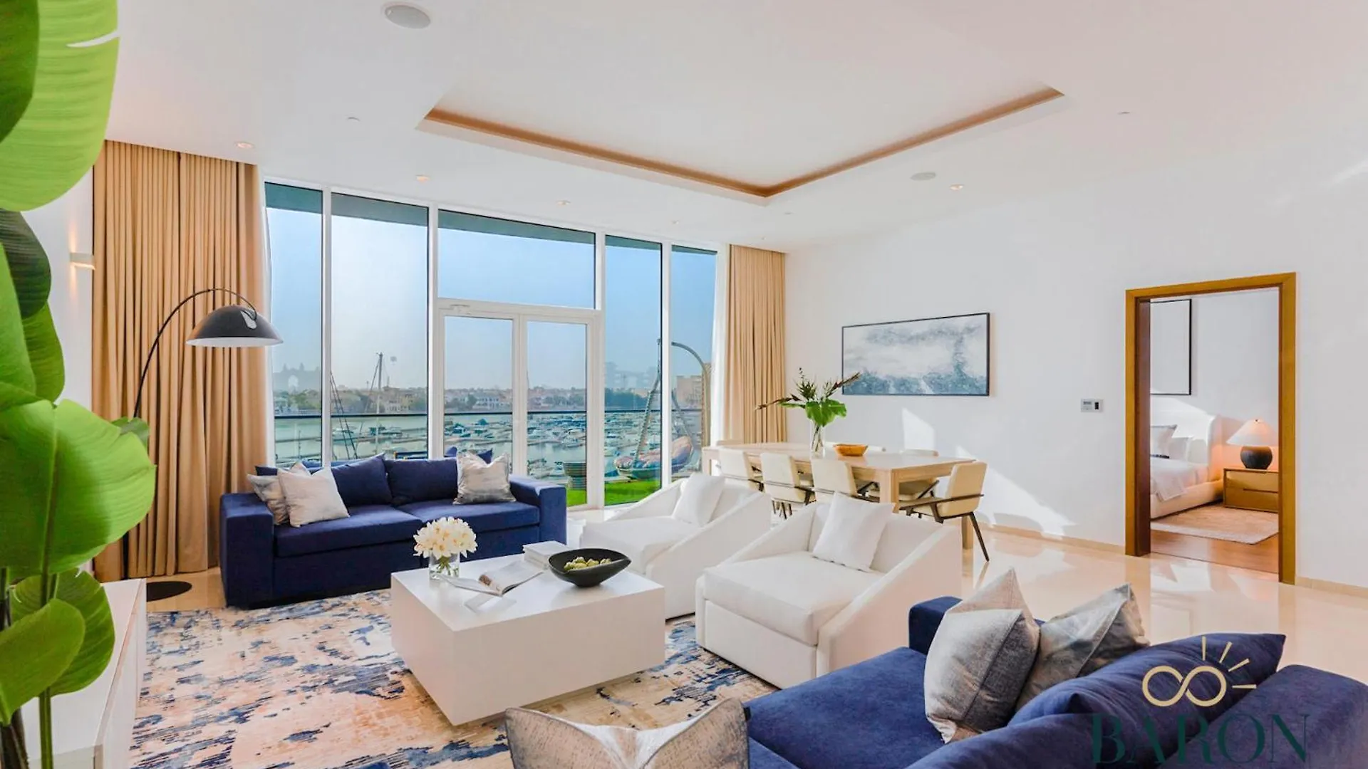 Large Waterfront Property 105 Dubai