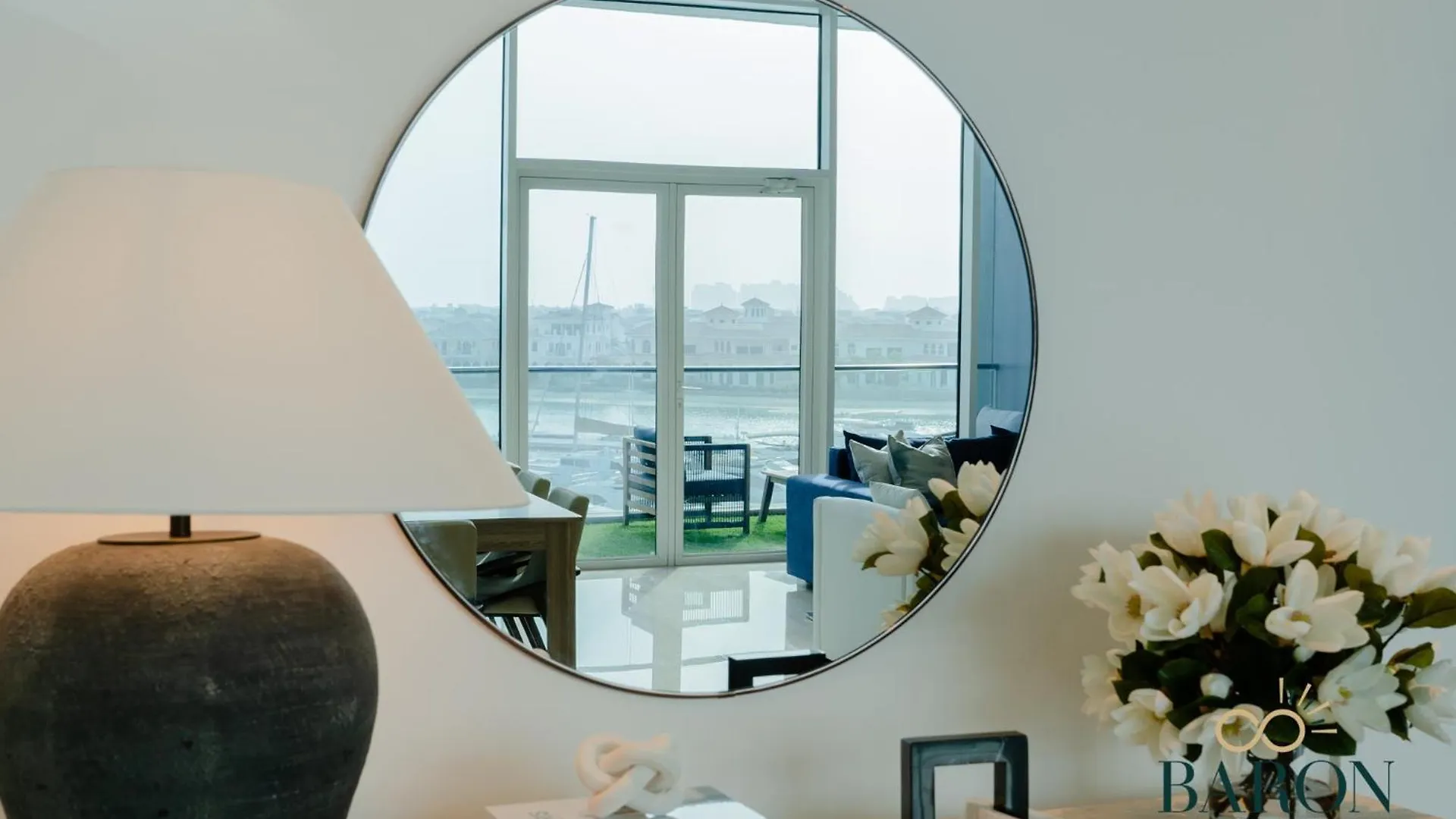 Large Waterfront Property 105 0*, Dubai United Arab Emirates